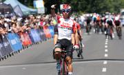 Caleb Ewan wins Stage 3 BaySeries-williamstown Image